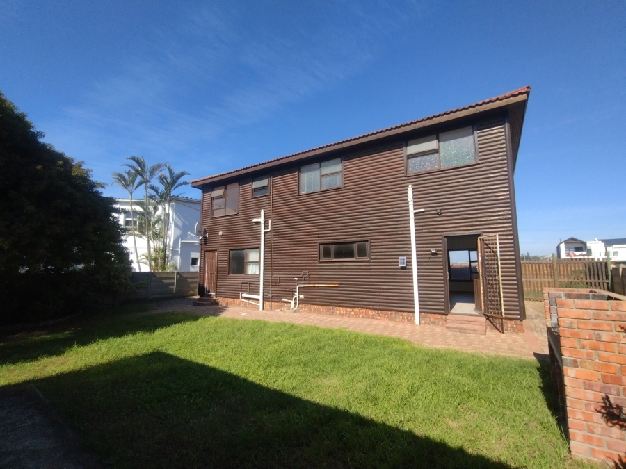 5 Bedroom Property for Sale in Kabeljauws Eastern Cape